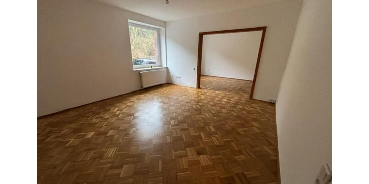 Wunderbare, helle Altbauwohnung in Bonsfeld 4 zimmer