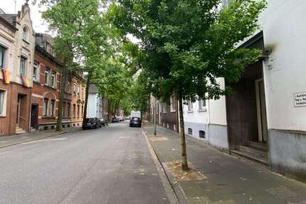Wohnung Duisburg Hamborn - 3 Zimmer, 110 m&sup2;, 770&euro; | Angebot:27334101