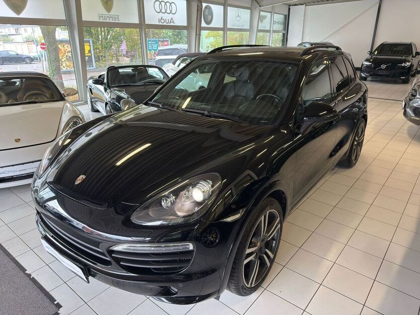 Porsche Cayenne 350.000 km 21.900 € Köln 50827