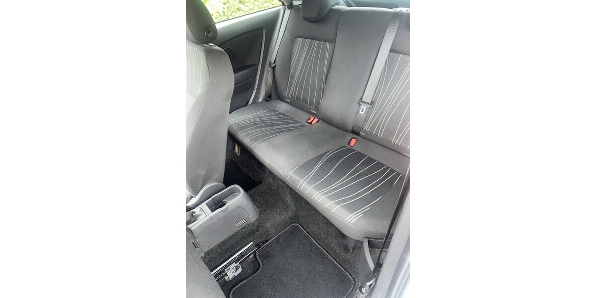 Opel Corsa D 179.000 km 2.500 &euro; Solingen 42651