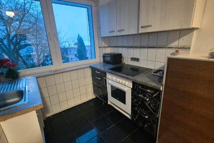 Kleine Erdgeschosswohnung Zentralpunkt 2 zimmer