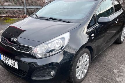 Kia Rio 141.000 km 5.000 &euro; Neuss 41472