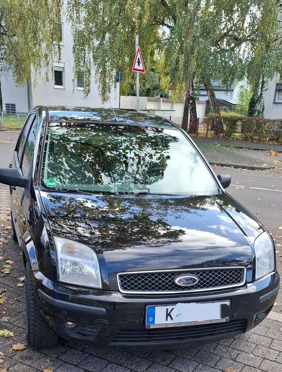 Ford Fusion 188.800 km 3.500 € Köln 50739