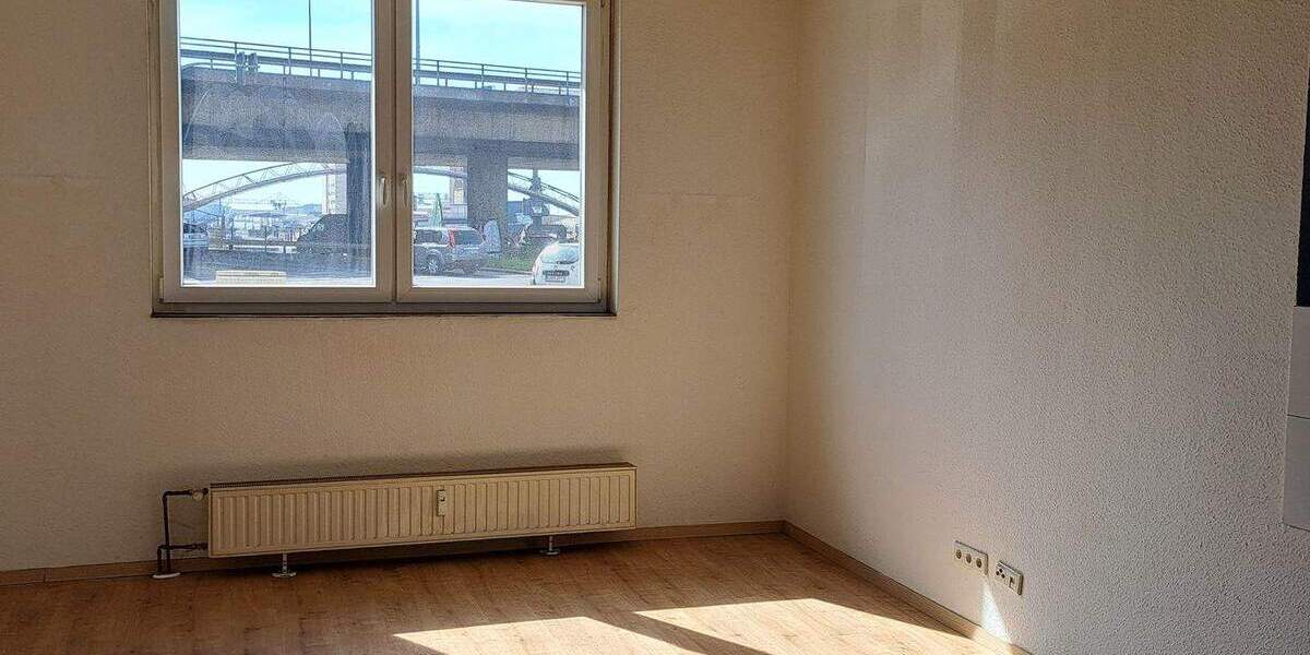 Etagenwohnung Duisburg Altstadt - 2 Zimmer, 67 m&sup2;, 550&euro; | Angebot:26451627