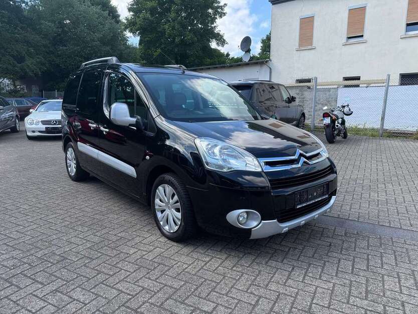 Citroen Berlingo 185.000 km 6.490 € Krefeld 47805