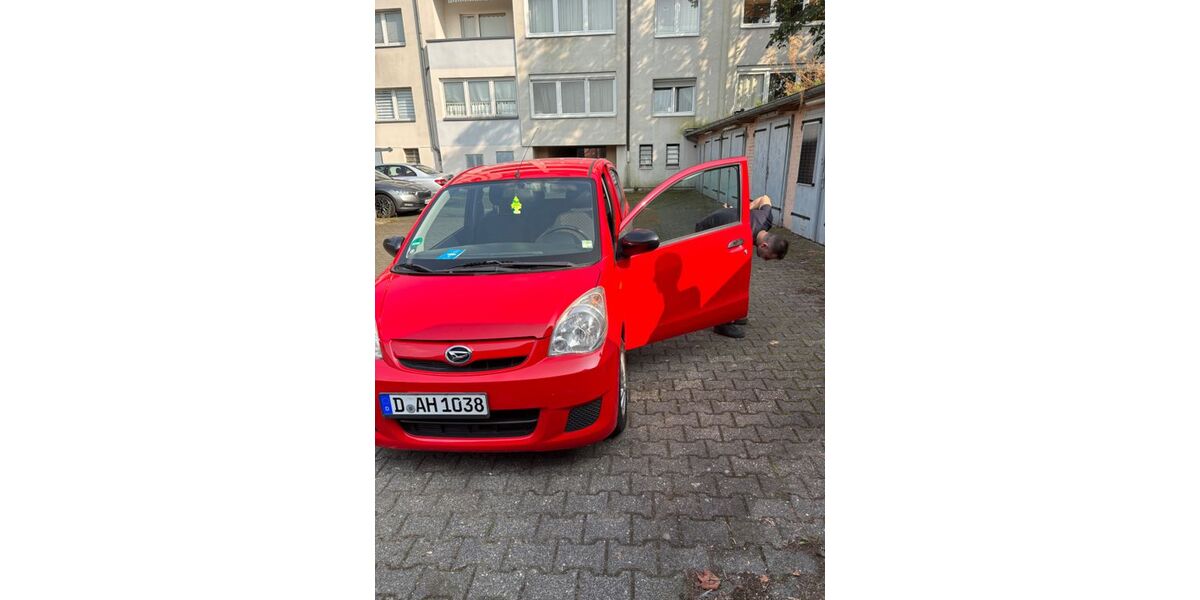 Daihatsu Cuore 160.000 km 2.350 &euro; Ratingen 40880