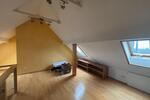 Etagenwohnung Solingen Central - 4 Zimmer, 110 m&sup2;, 1.290&euro; | Angebot:25766915