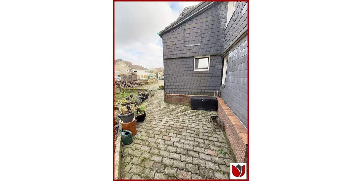 Wohnliches Zuhause in zentraler Lage von Leichlingen - ideal auch für Familien - kompakt und pflegeleicht 8 zimmer