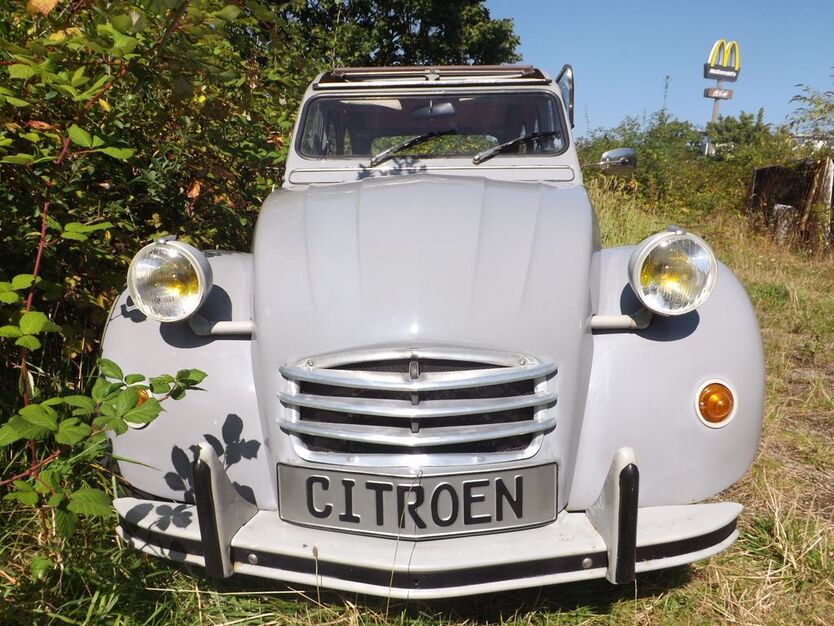 Citroen 2 CV 107.495 km 12.500 € Mettmann 40822