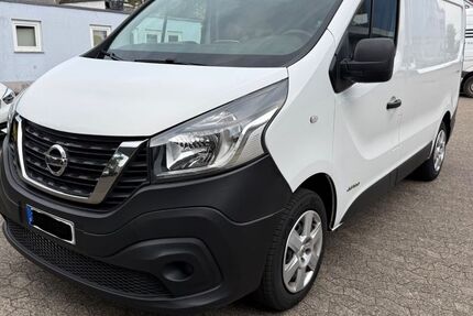 Nissan NV300 310.000 km 4.300 &euro; Düsseldorf 40599