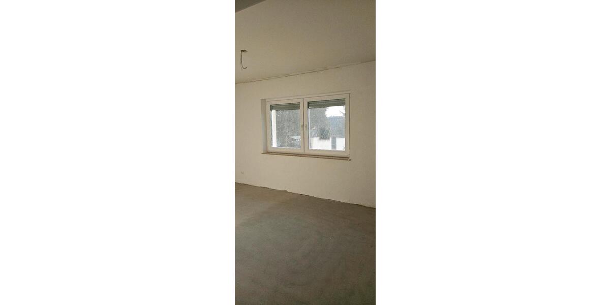 Etagenwohnung Dormagen Hackenbroich - 4 Zimmer, 84 m&sup2;, 1.200&euro; | Angebot:25370631