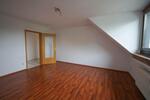 Dachgeschoßwohnung Oberhausen Alt-Oberhausen - 3.5 Zimmer, 66 m&sup2;, 470&euro; | Angebot:25648658