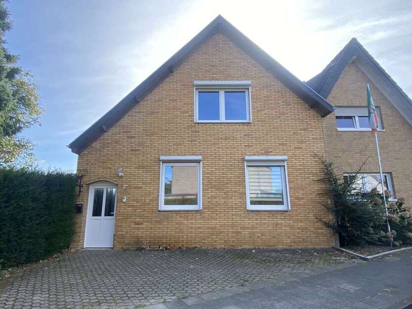 Haus zum Kaufen in Grevenbroich 400.000 € 131.18 m² 5 zimmer