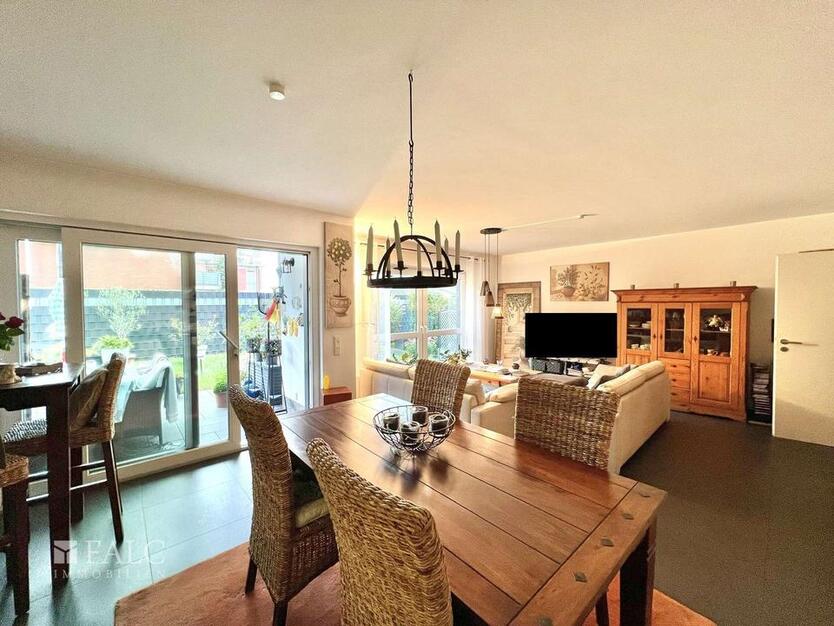 2-Zimmer-Wohnung in Duisburg-Süd mit 109 qm Privatgarten – befristet auf 4 Jahre zimmer