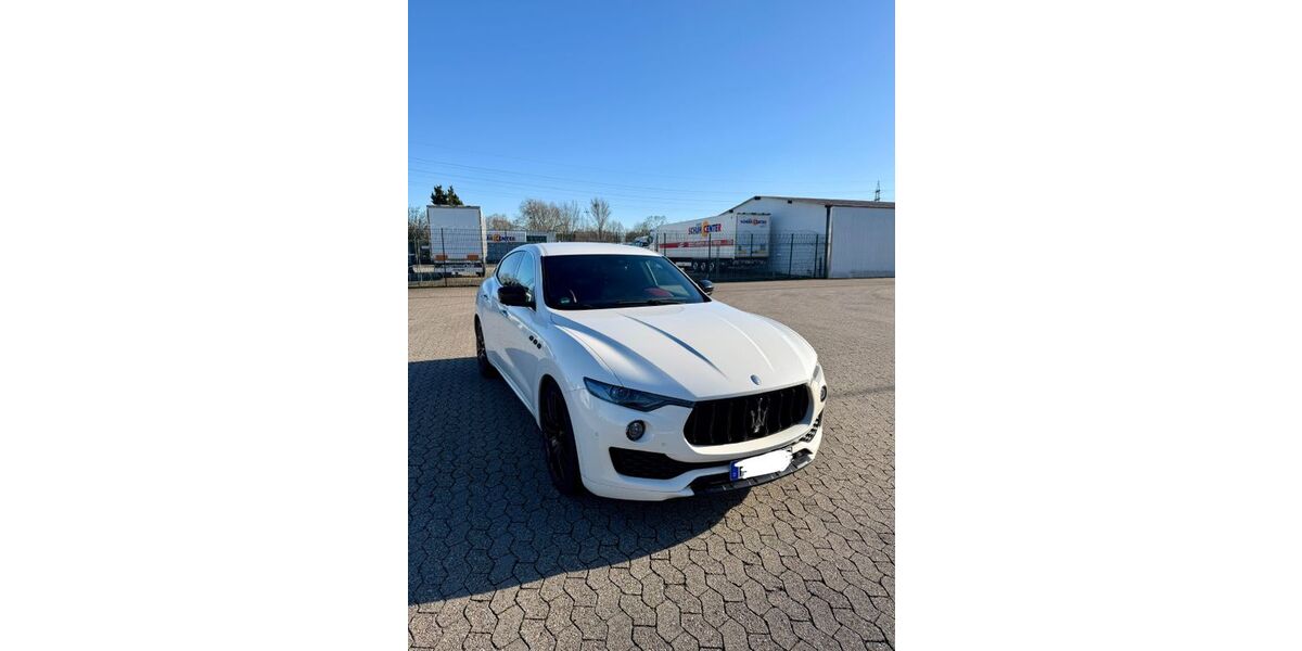 Maserati Levante 199.300 km 22.250 &euro; Mönchengladbach 41065