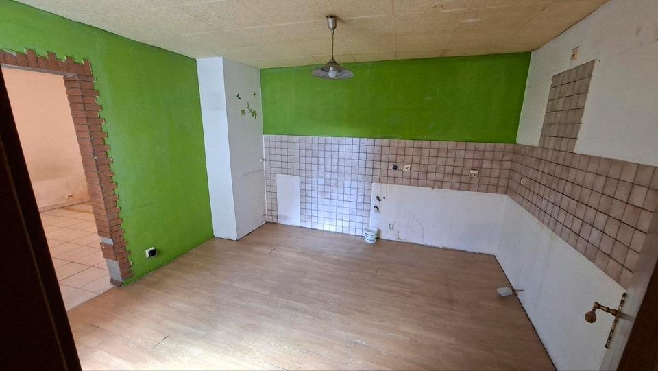 Einfamilienhaus Grevenbroich Neuenhausen - 5 Zimmer, 20 m&sup2;, 99.000&euro; | Angebot:26531903
