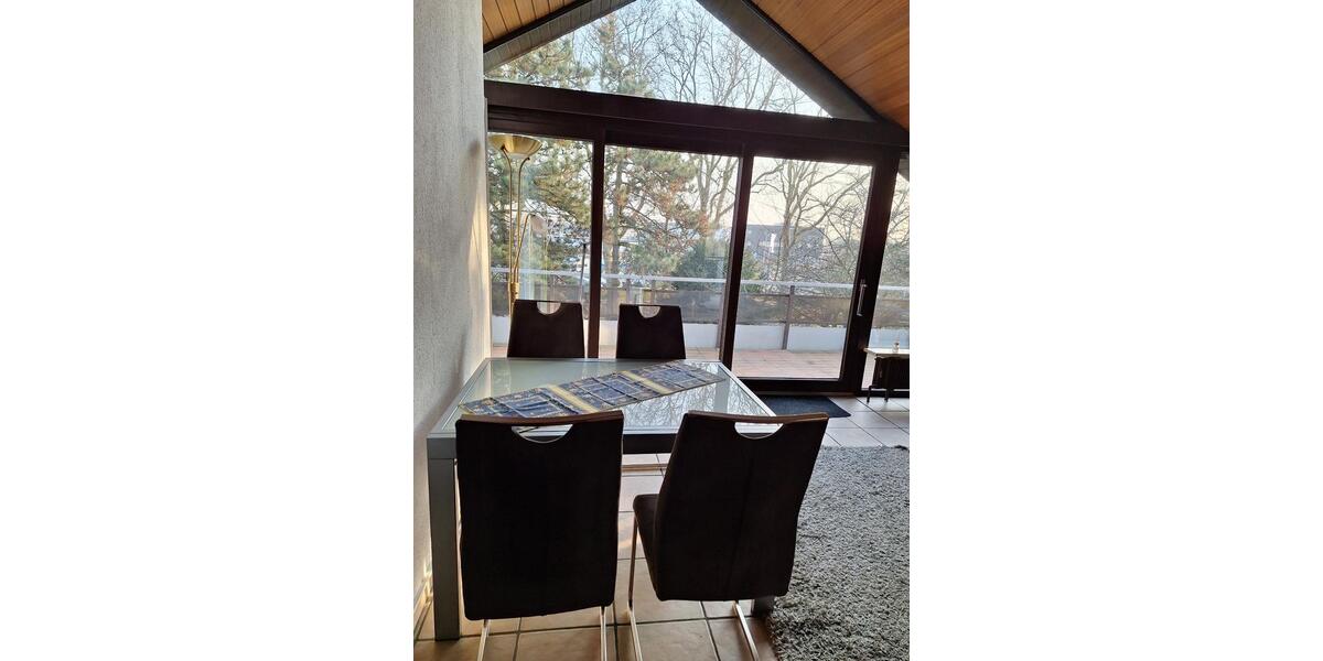 möbl. 2 Zimmer Wohnung großer Balkon Stellplatz 2 zimmer