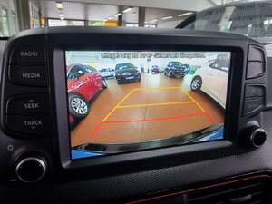 Hyundai Kona Unique 4fach Alu Klimaautom. Kamera 31.570 km 19.880 &euro; HAAN 42781