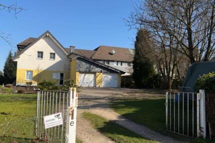 Haus Leverkusen Schlebusch - 4 Zimmer, 245 m&sup2;, 2.850&euro; | Angebot:25374192