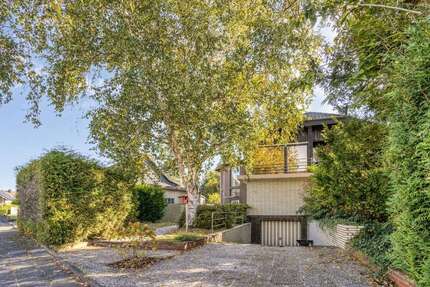 Haus Dormagen / Ückerath Ückerath - 11 Zimmer, 333 m&sup2;, 595.000&euro; | Angebot:24074818