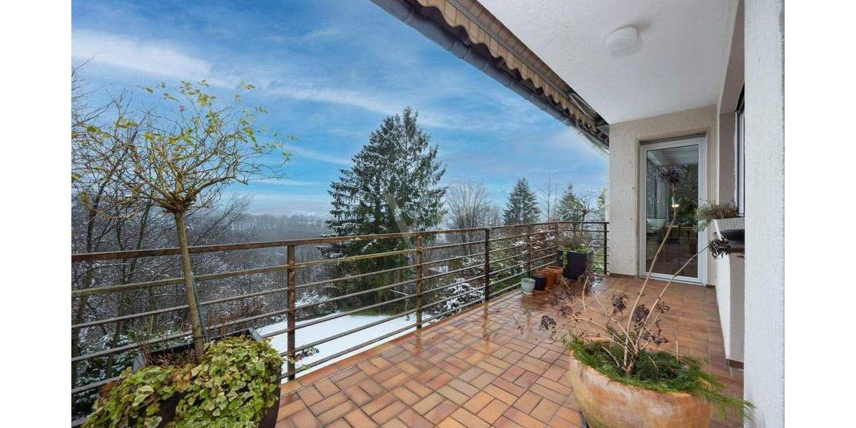 Etagenwohnung Velbert Langenberg - 4 Zimmer, 120 m&sup2;, 315.000&euro; | Angebot:25679815