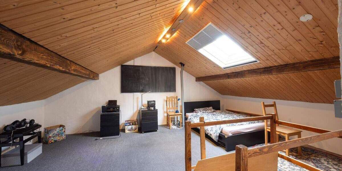 Reihenendhaus Krefeld Bockum - 5 Zimmer, 146 m&sup2;, 420.000&euro; | Angebot:25373702