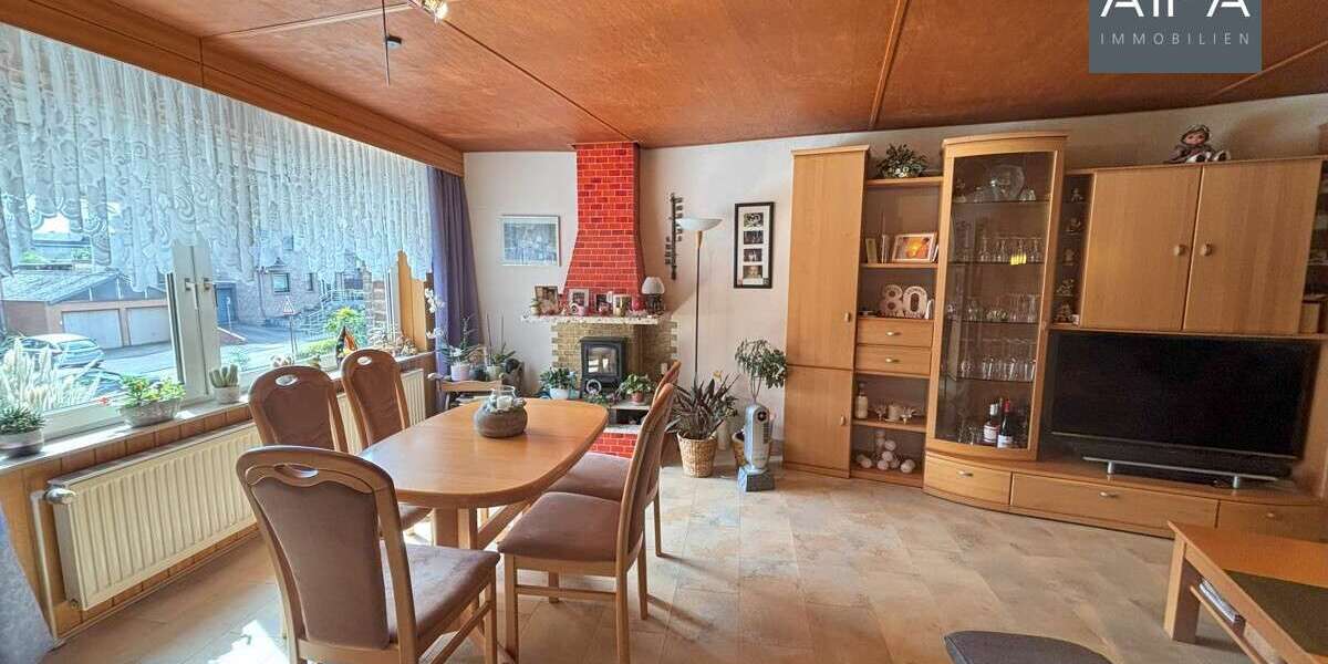 Haus zum Kaufen in Jüchen 299.000 € 159 m² 8 zimmer