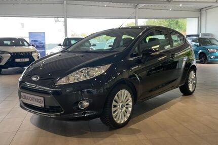 Ford Fiesta 72.711 km 6.990 € Duisburg 47179