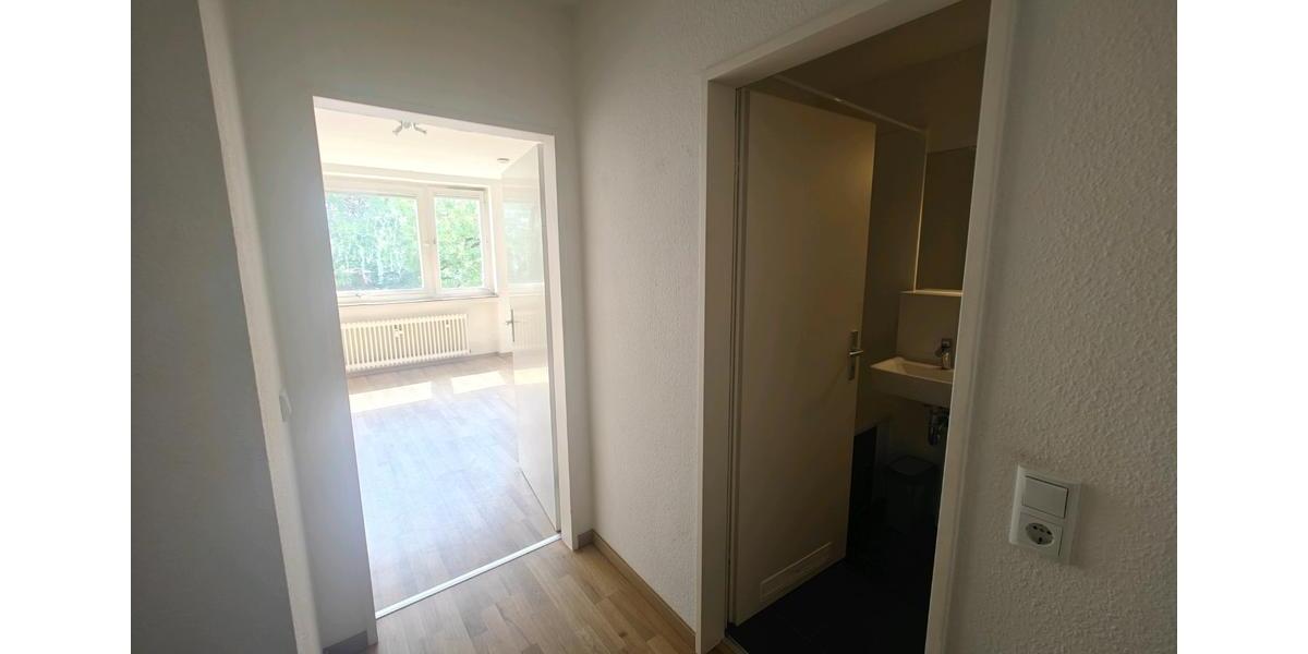 Etagenwohnung Düsseldorf Stadtbezirk 3 - 1 Zimmer, 30 m&sup2;, 615&euro; | Angebot:24749086