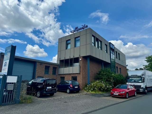 Halle in Solingen 985.000 € 420 m²