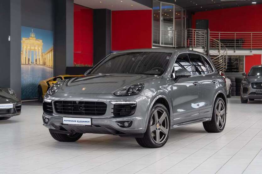Porsche Cayenne 61.531 km 53.980 € Köln 51147