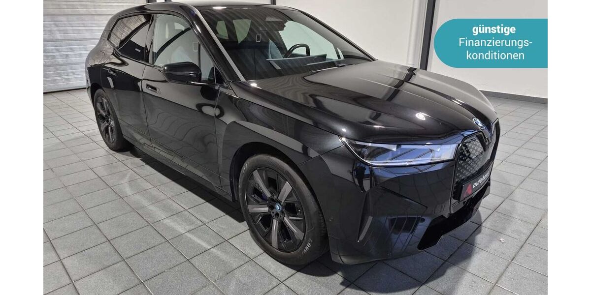 BMW iX 31.328 km 41.490 &euro; Wuppertal 42287