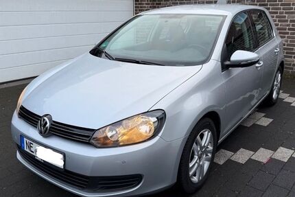 VW Golf 293.678 km 4.200 &euro; Neuss 41462