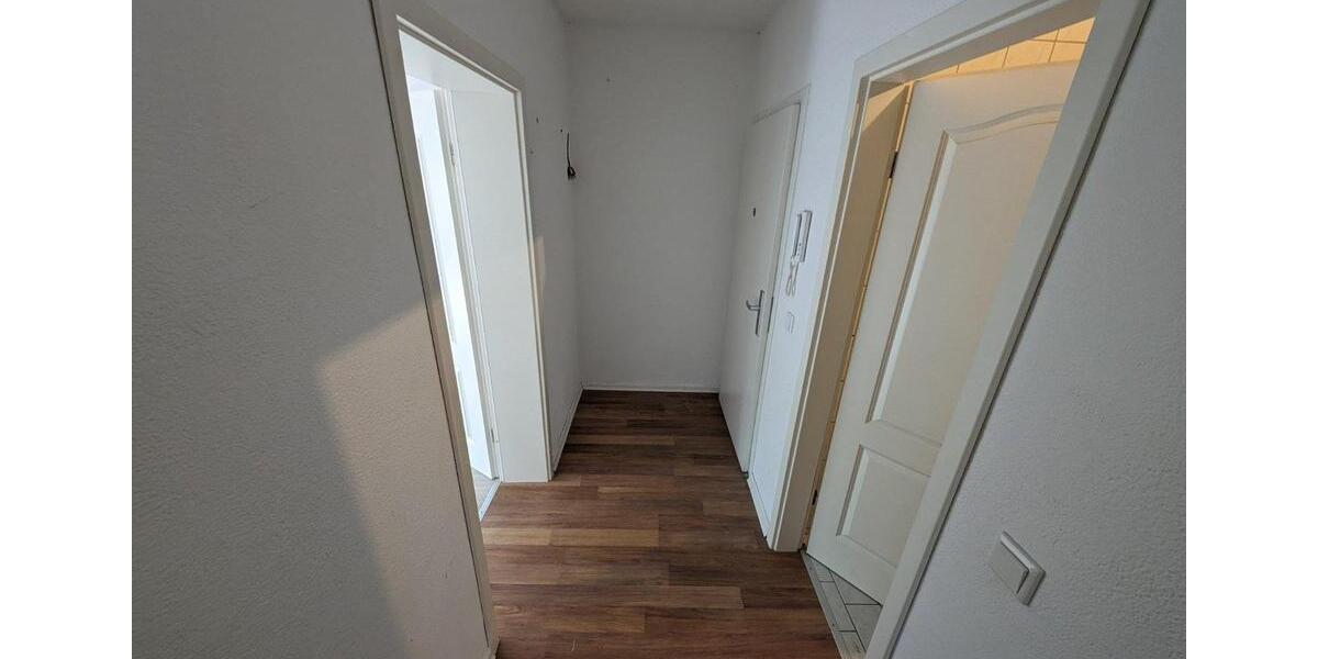 3-Zimmer-Wohnung mit Balkon AB SOFORT Bezugsfrei!!! 3 zimmer