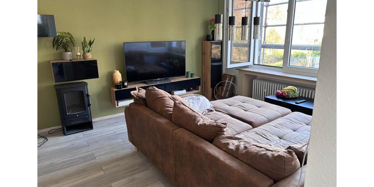 Etagenwohnung Düsseldorf Stadtbezirk 9 - 3.5 Zimmer, 84 m&sup2;, 1.200&euro; | Angebot:25350874