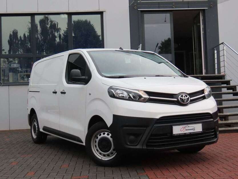 Toyota Proace 37.198 km 18.900 € Neuss 41469