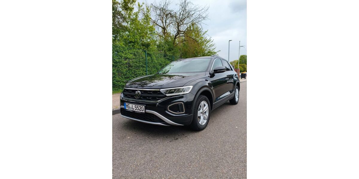 VW T-Roc 54.277 km 24.450 &euro; Mönchengladbach 41179