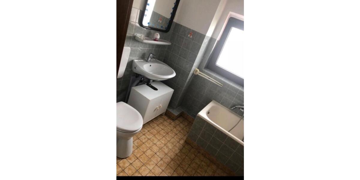 Dachgeschoßwohnung Kaarst - 2 Zimmer, 63 m&sup2;, 770&euro; | Angebot:26389370