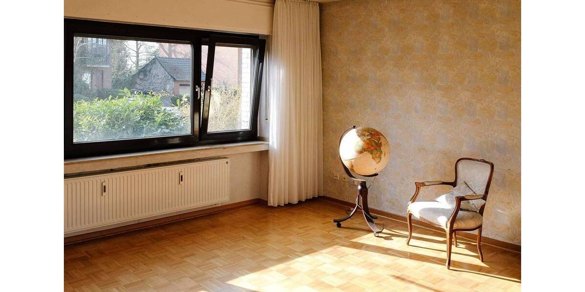 Einfamilienhaus Düsseldorf Wittlaer - 9 Zimmer, 264 m&sup2;, 1.190.000&euro; | Angebot:26815926