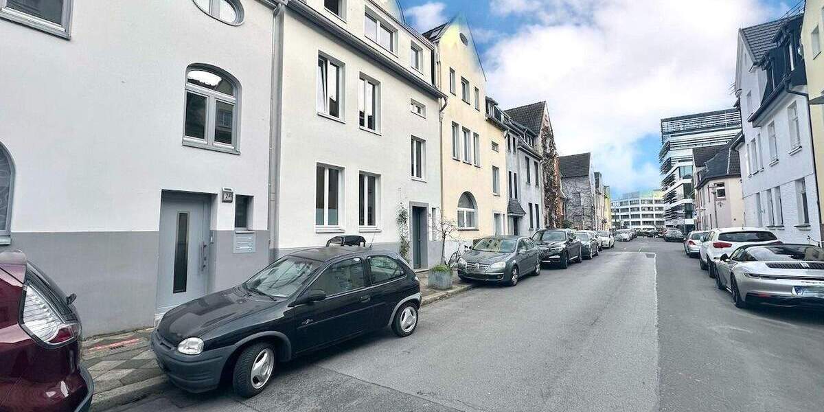 Mehrfamilienhaus, Wohnhaus Düsseldorf Heerdt - 6 Zimmer, 165 m&sup2;, 889.000&euro; | Angebot:25736814