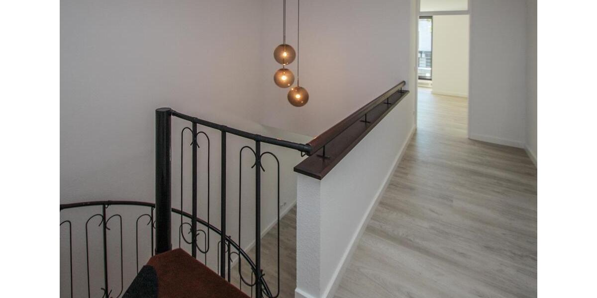 Erdgeschoßwohnung Erkrath - 2.5 Zimmer, 110 m&sup2;, 1.238&euro; | Angebot:25511256