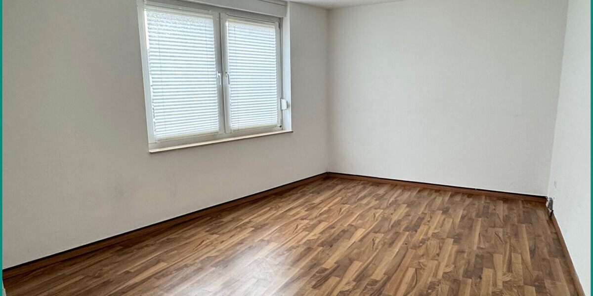 DREIFAMILIENHAUS IM STADTZENTRUM VON REMSCHEID – 2 WOHNEINHEITEN VERMIETET – MÖGLICHKEIT ZUM EIGENNU - Mehrfamilienhaus, Wohnhaus Remscheid Alt-Remscheid | Angebot:26846636