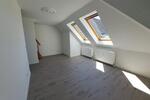 Dachgeschoßwohnung Oberhausen - 2.5 Zimmer, 54 m&sup2;, 400&euro; | Angebot:26424624