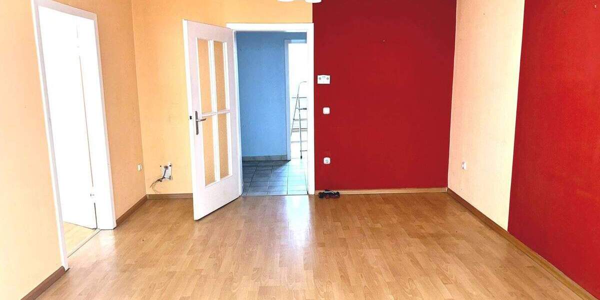 Etagenwohnung Düsseldorf Friedrichstadt - 4 Zimmer, 89 m&sup2;, 360.000&euro; | Angebot:25705671