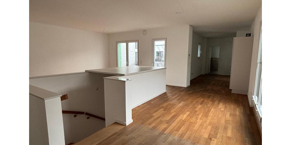 Etagenwohnung Düsseldorf Stadtbezirk 3 - 3 Zimmer, 103 m&sup2;, 1.925&euro; | Angebot:24116704