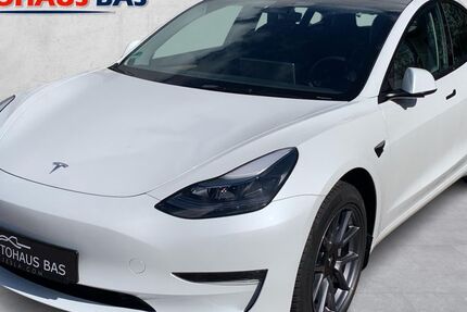 Tesla Model 3 77.379 km 29.550 &euro; Kaarst 41564