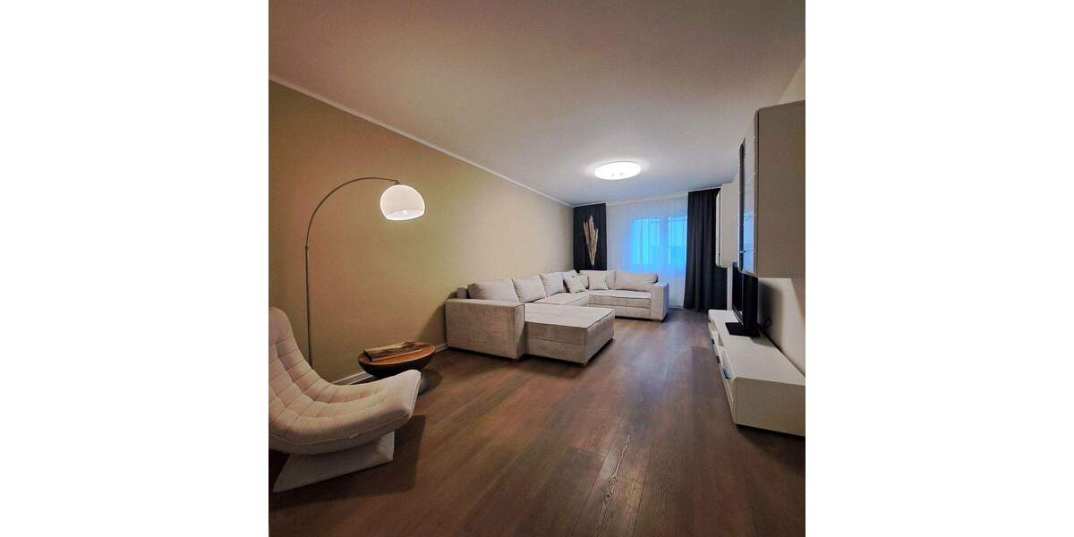 Modernisiertes Zweifamilienhaus 7 zimmer