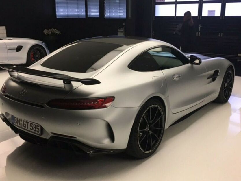AMG GT R