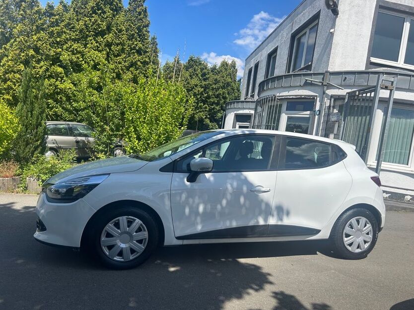 Renault Clio 46.900 km 6.290 € Essen 45326