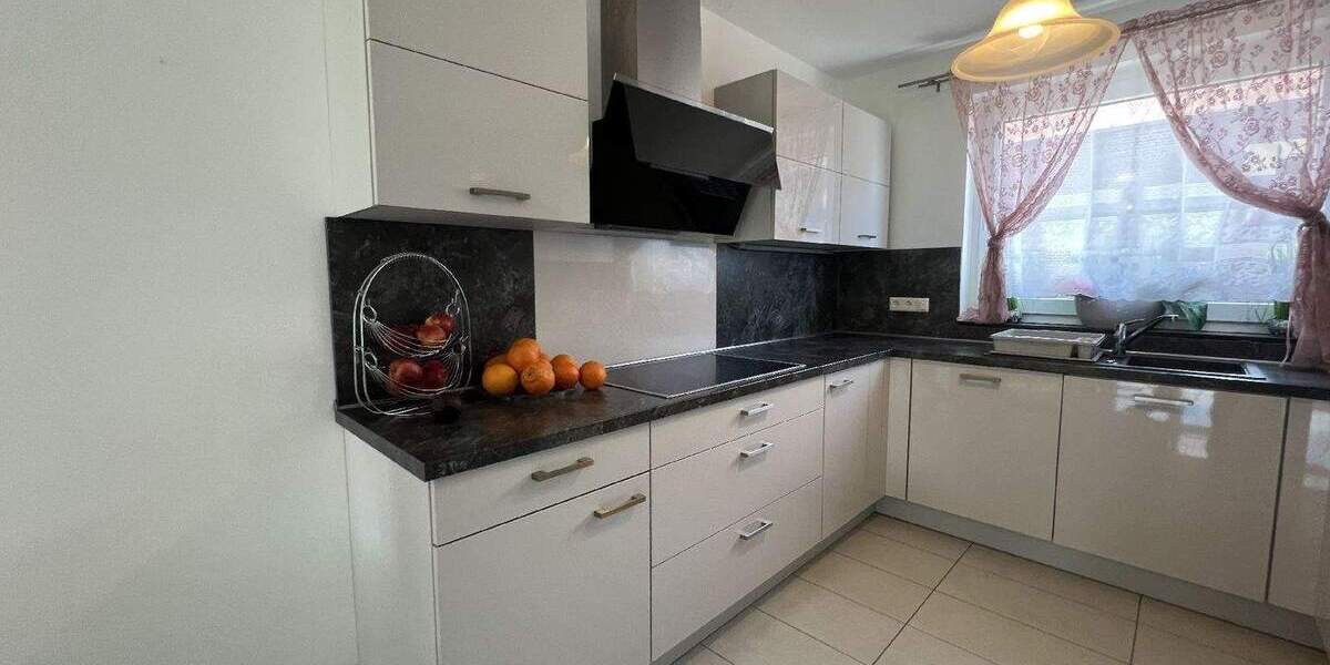 Doppelhaushälfte Mönchengladbach-Wickrath Wickrath - 5 Zimmer, 135 m&sup2;, 529.000&euro; | Angebot:25703882